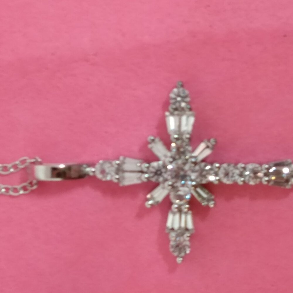 Nwt,  White sapphire necklace - Picture 8 of 11
